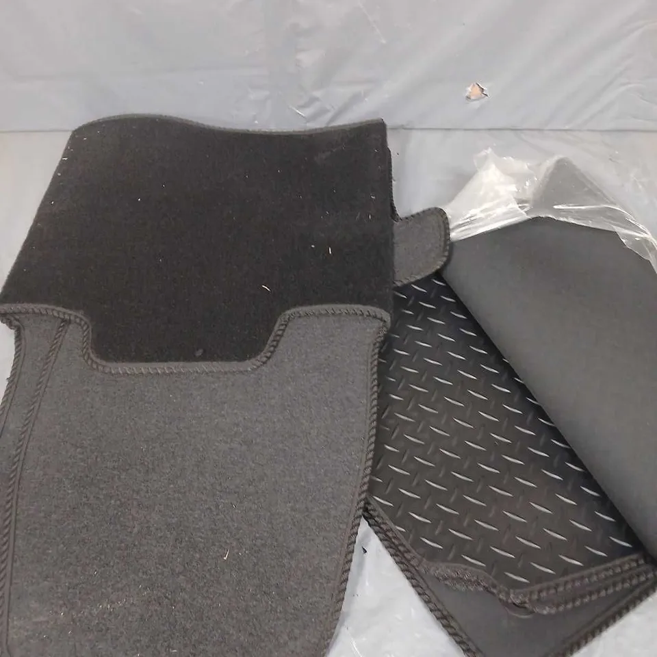 ASSORTED VEHICLE CAR MATS - MODEL UNSPECIFIED 