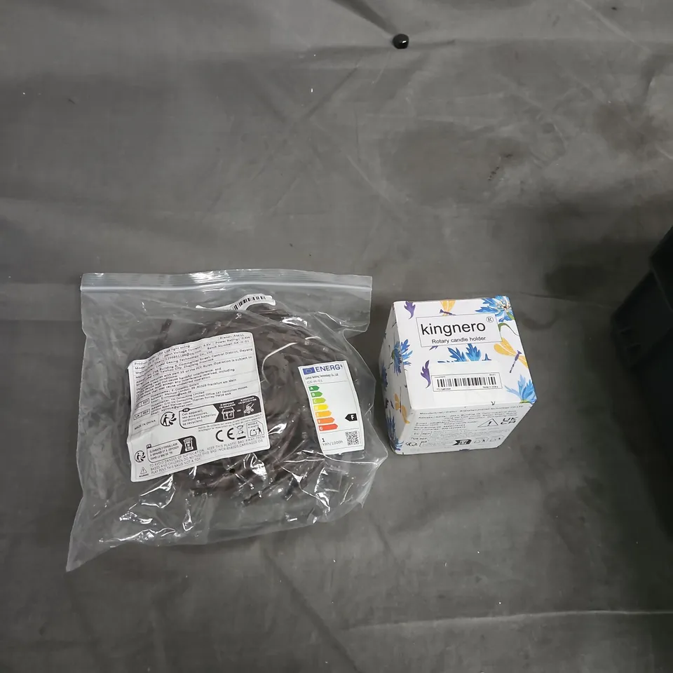 APPROXIMATELY 10 ASSORTED HOUSEHOLD ITEMS TO INCLUDE USB LIGHT STRING, ROTARY CANDLE HOLDER , COFFEE MUGS , ETC 