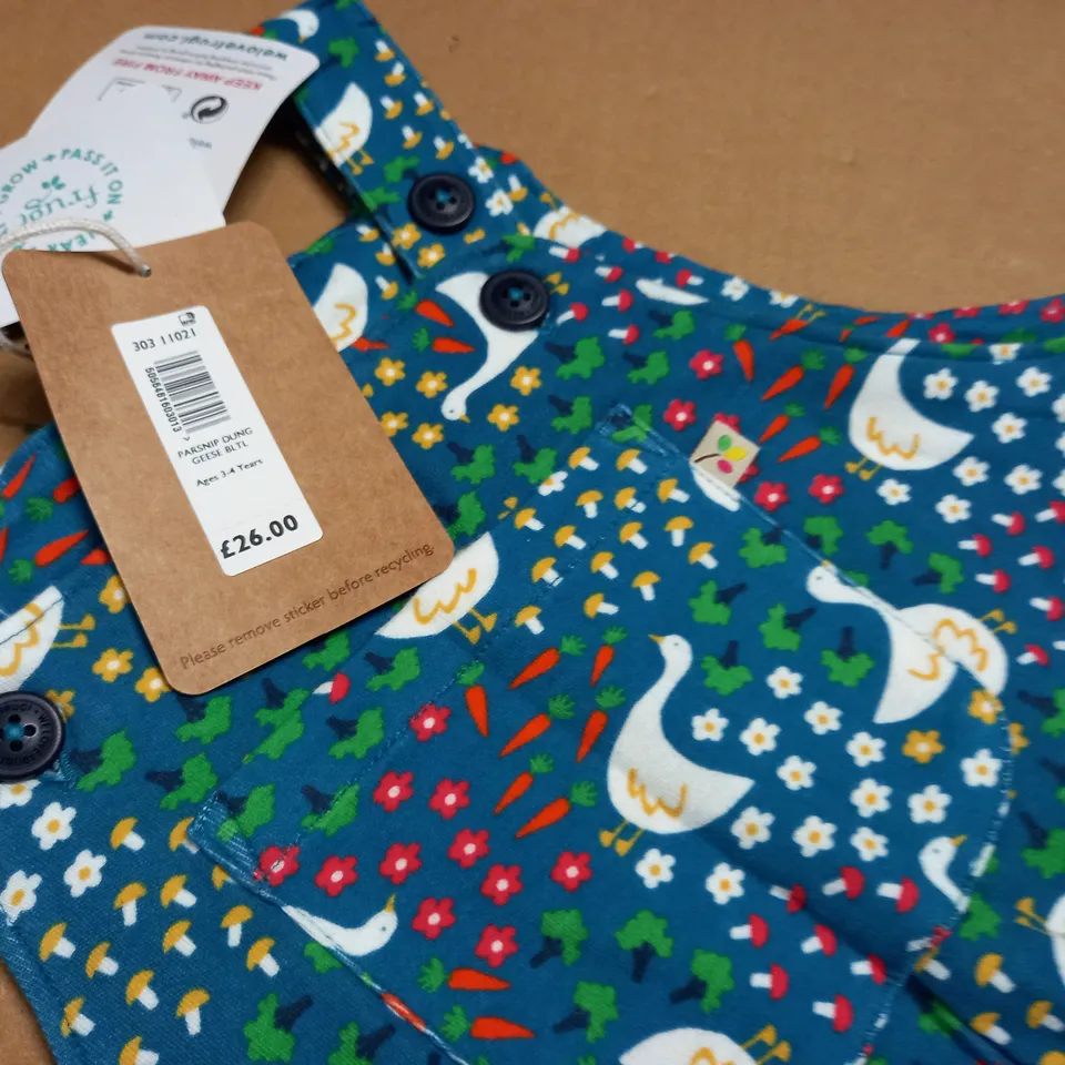 FRUGL PARSNIP DUNGAREES IN GEESE BLUE - 3-4 YEARS