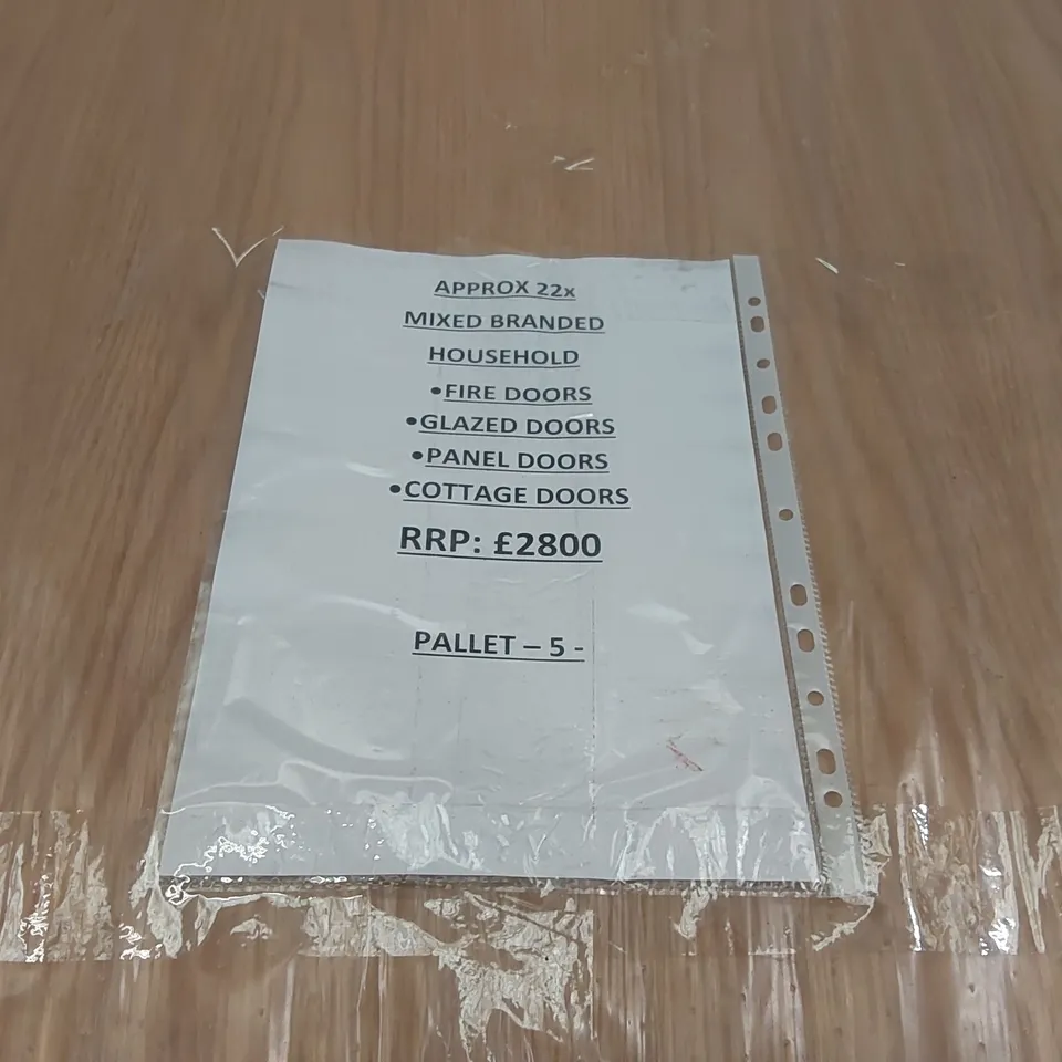PALLET CONTAINING APPROXIMATELY 22x MIXED BRANDED HOUSEHOLD FIRE DOORS, GLAZED DOORS, PANEL DOORS, COTTAGE DOORS ECT