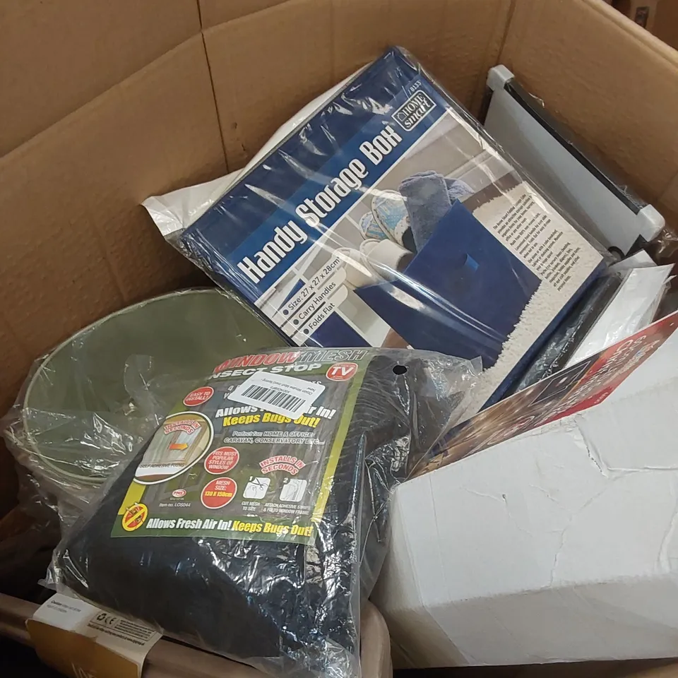 PALLET OF ASSORTED HOUSEHOLD GOODS AND PRODUCTS TO INCLUDE; A LARGE QUANTITY OF FLAGS, COAT HANGERS, INSECT WINDOW MESH ETC 