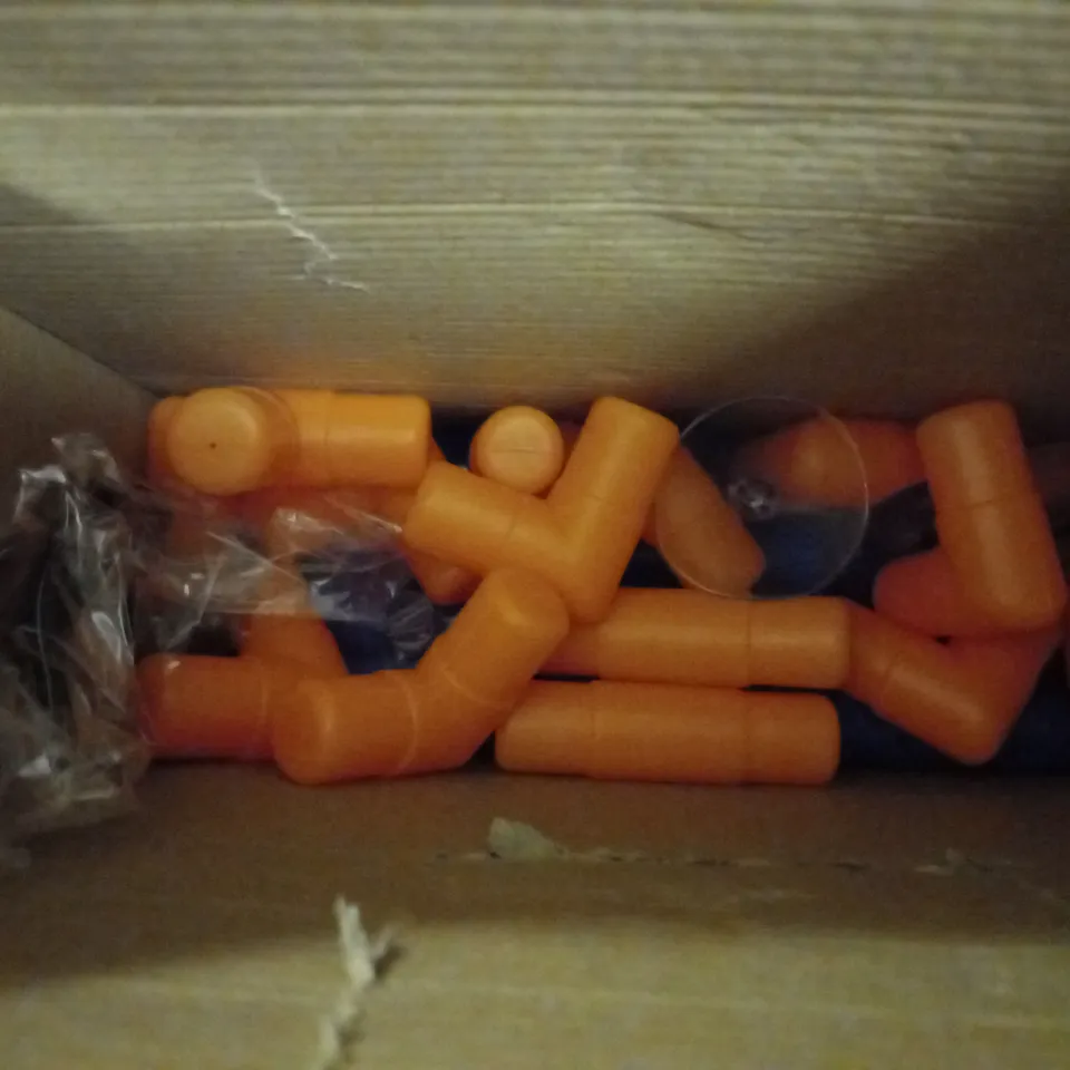 BOXED HOVER SOCCER SET 