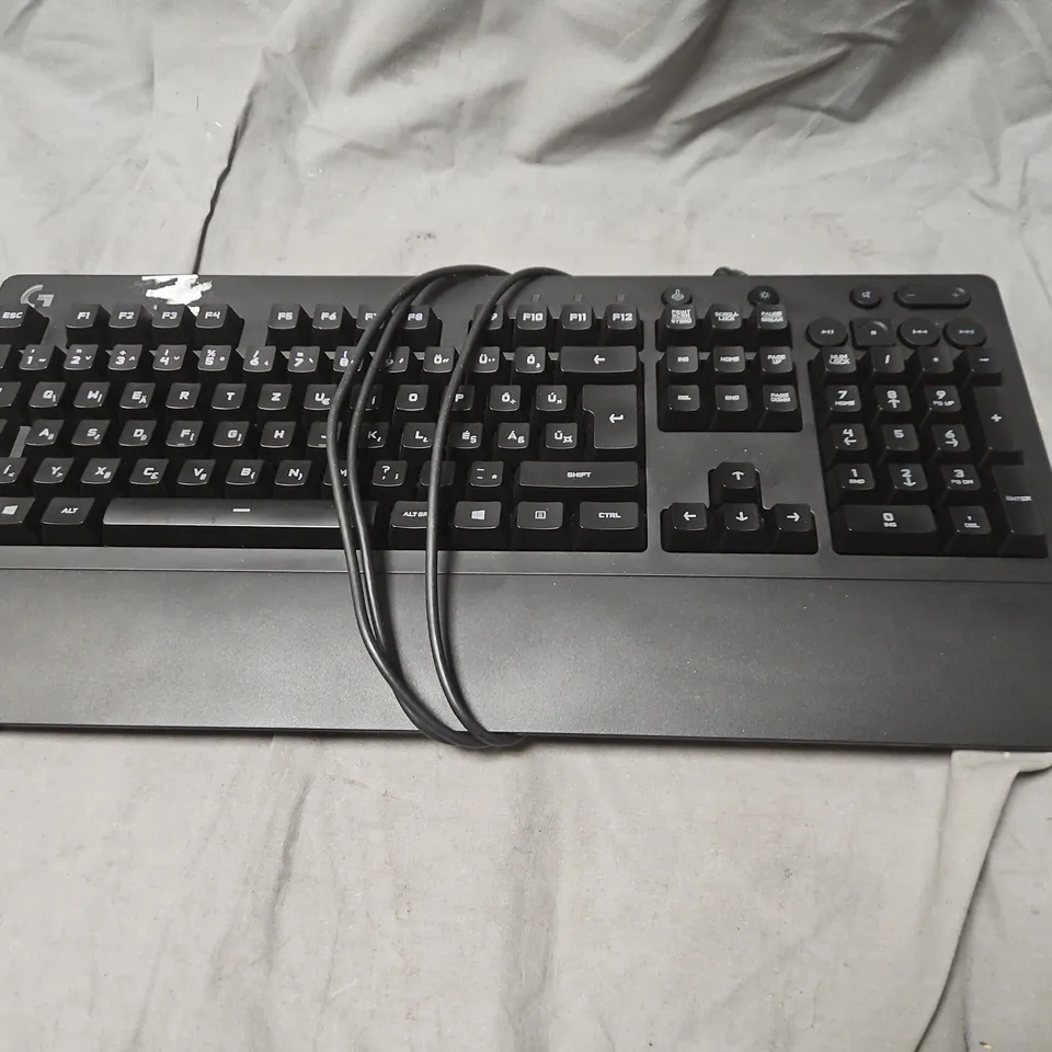 LOGITECH G213 PRODIGY KEYBOARD