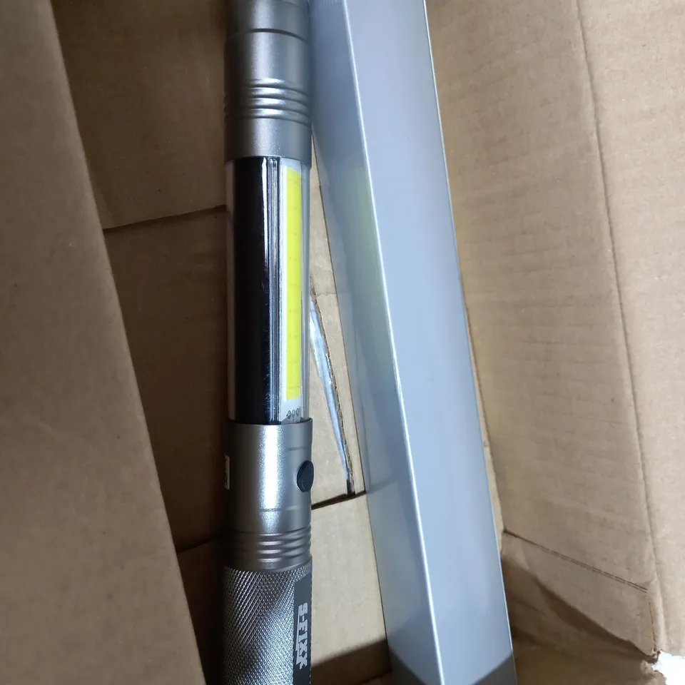 SFIXX SET OF LED TORCHES SILVER