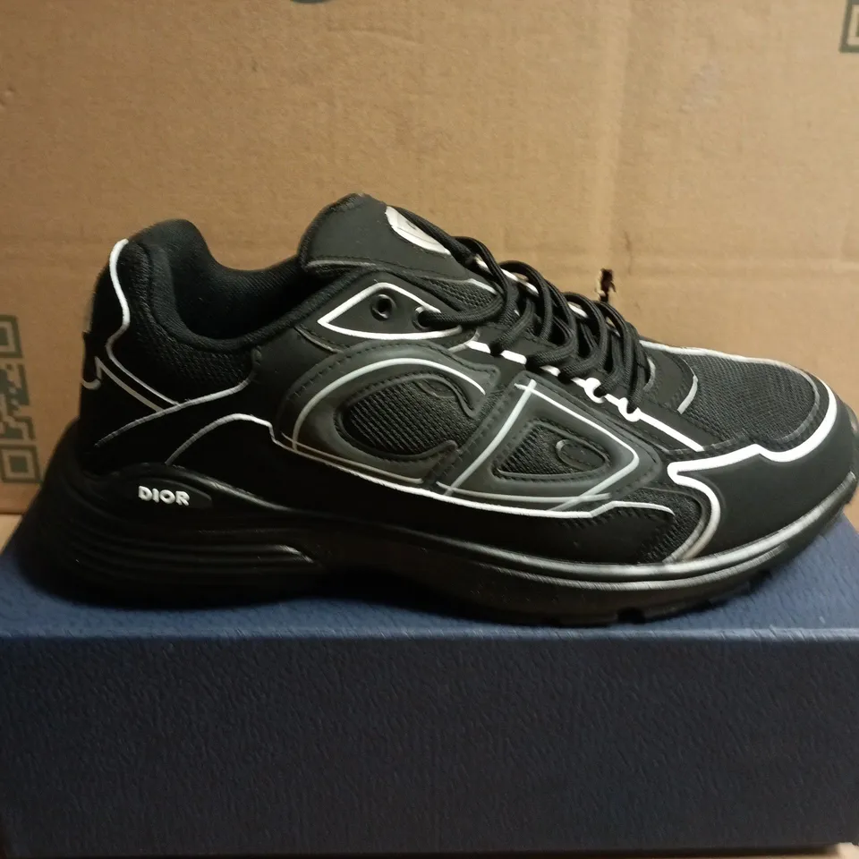 BOXED PAIR OF CHRISTAIN DIOR BLACK & WHITE SNEAKER – UK SIZE 43