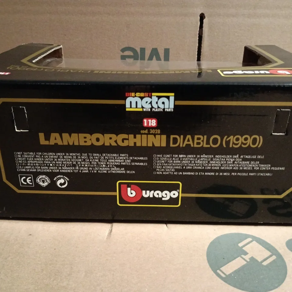 BURAGO LAMBORGHINI DIABLO (1990) 1:18 DIE-CAST MODEL CAR