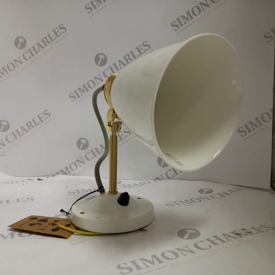 ORIGINAL BTC HECTOR MEDIUM LIGHT