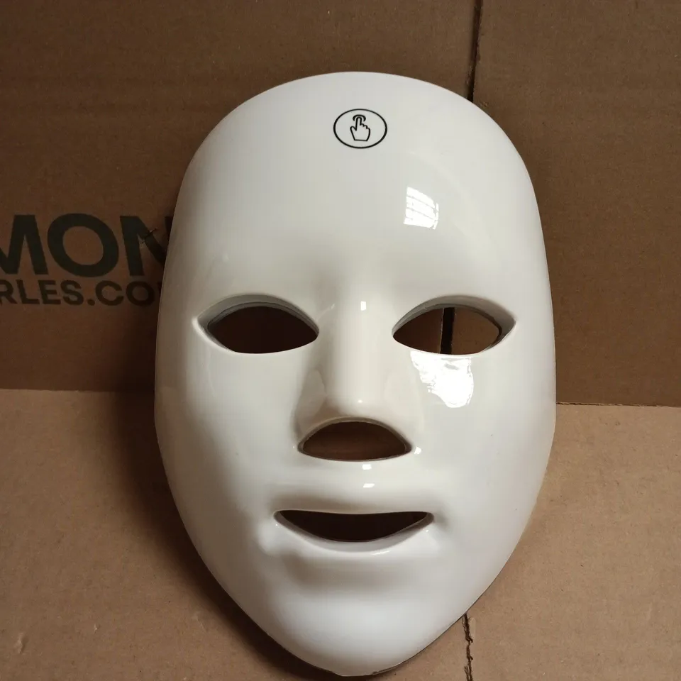 BOXED UNBRANDED LIGHT FACIAL BEAUTY INSTRUMENT