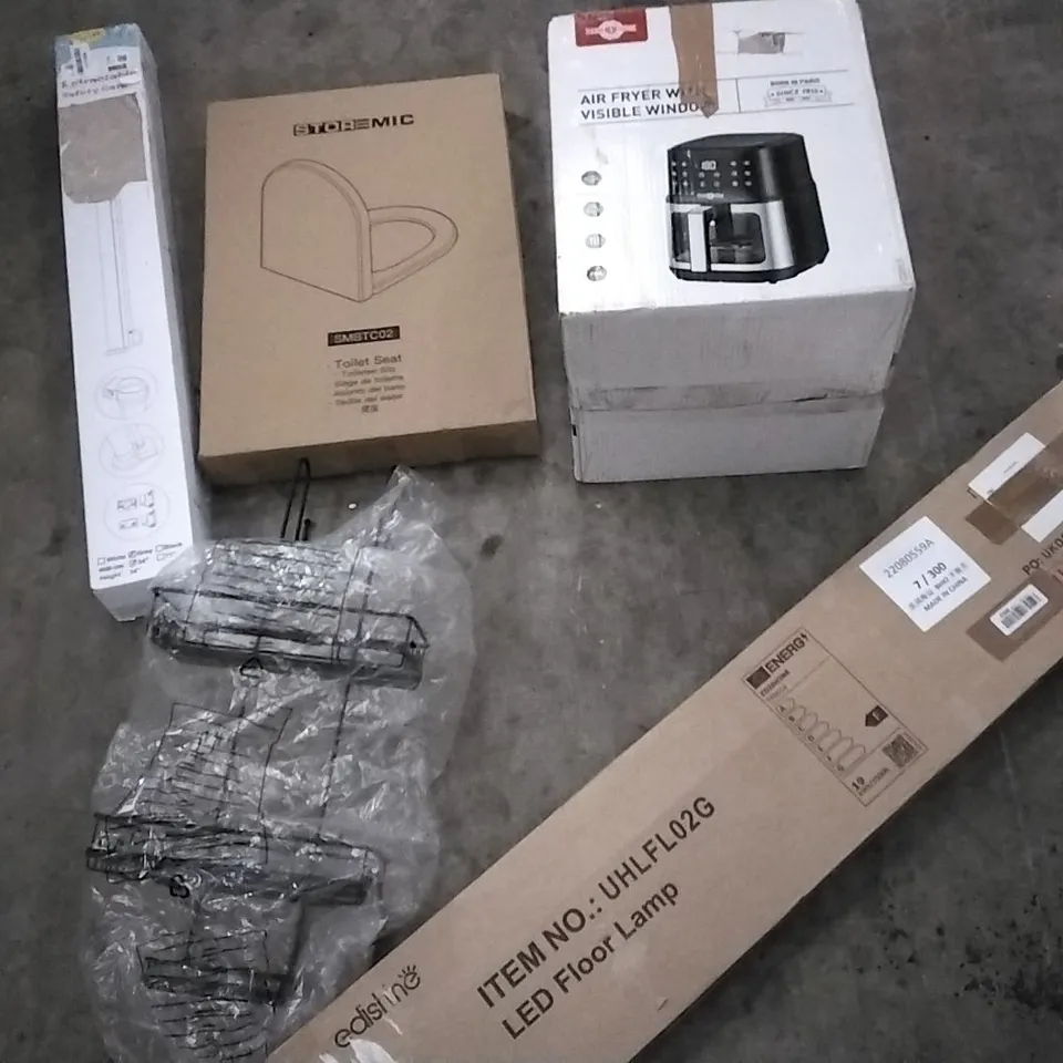 PALLET OF ASSORTED ITEMS INCLUDING RETRACTABLE SAFETY GATE, TOILET SEAT, AIR FRYER, TOILETRIES RACK AND LED FLOOR LAMP