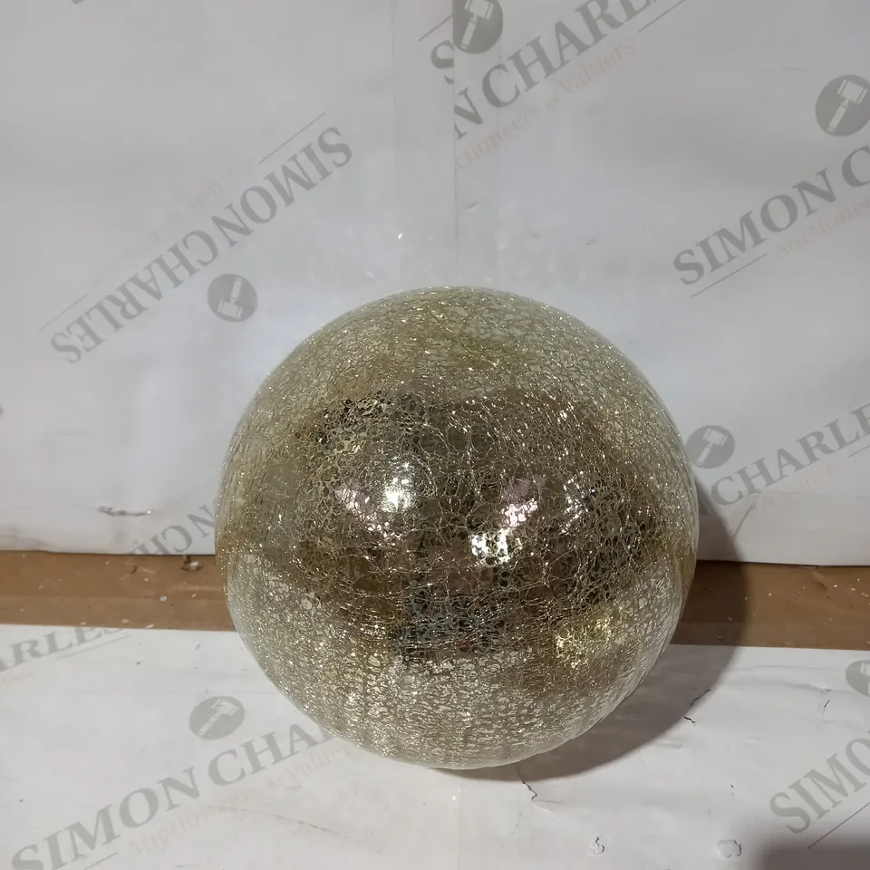 MR CHRISTMAS 8" GLASS CRACKLE SPHERE WITH ROTATING LIGHT