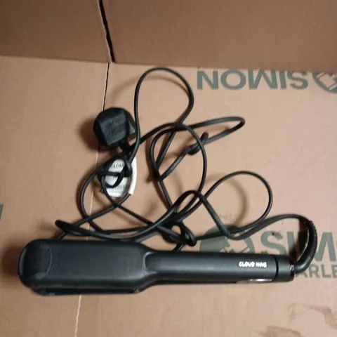 CLOUD NINE WIDE PLATE STRAIGHTENING IRON – BLACK