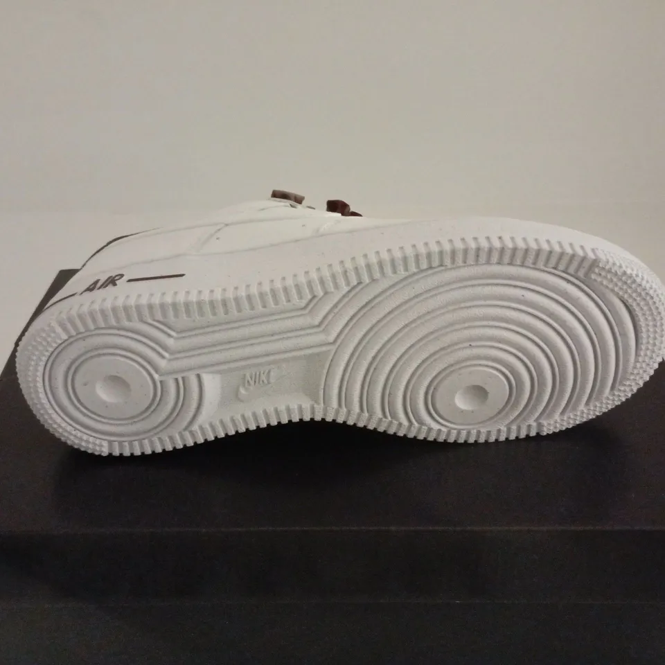 NIKE AIR FORCE 1 07 VINTAGE WHITE TRAINERS UK 5.5 BOXED