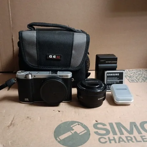 SAMSUNG NX3000 MIRRORLESS DIGITAL CAMERA WITH 16-50MM POWER ZOOM LENS AND ACCESSORIES