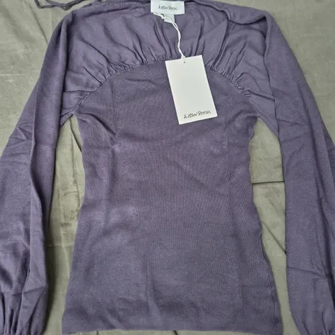 & OTHER STORIES WOMEN'S PURPLE KNIT TOP – RUCHED CHEST, LONG SLEEVE SIZE EU XS