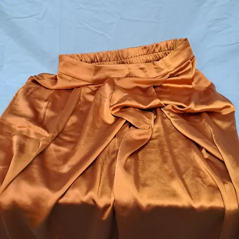 WAYNE COLLECTION WOMEN'S SATIN TROUSERS – BROWN, SIZE M