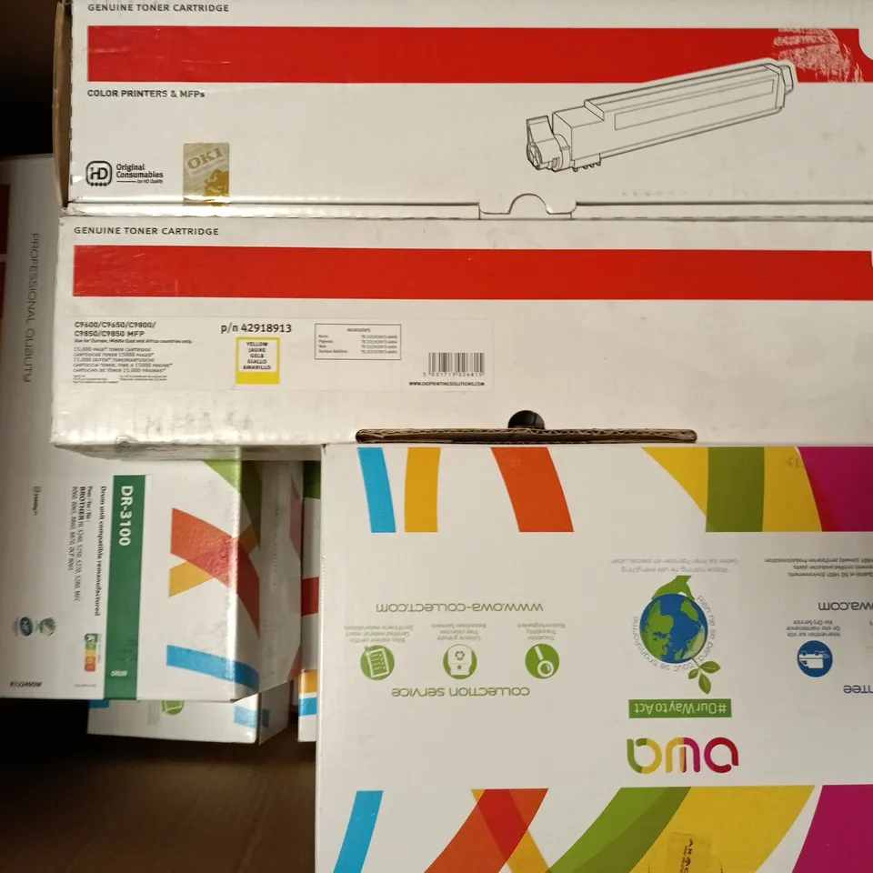 BOX OF APPROXIMATELY 10 ASSORTED ELECTRICAL ITEMS TO INCLUDE OWA ARMOR CF212A CARTRIDGE, ETC - COLLECTION ONLY