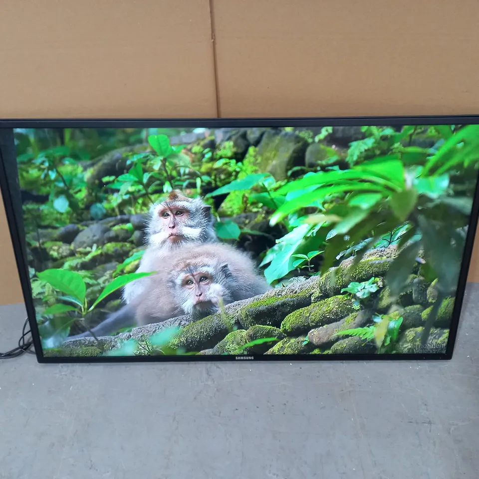 UNBOXED SAMSUNG 46" LED BACKLIT LCD DISPLAY FULL HD - MODEL DE46A