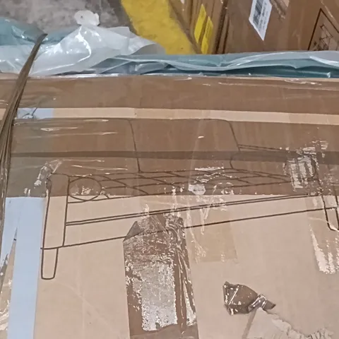 BOXED SOFA - GREEN (1 BOX)