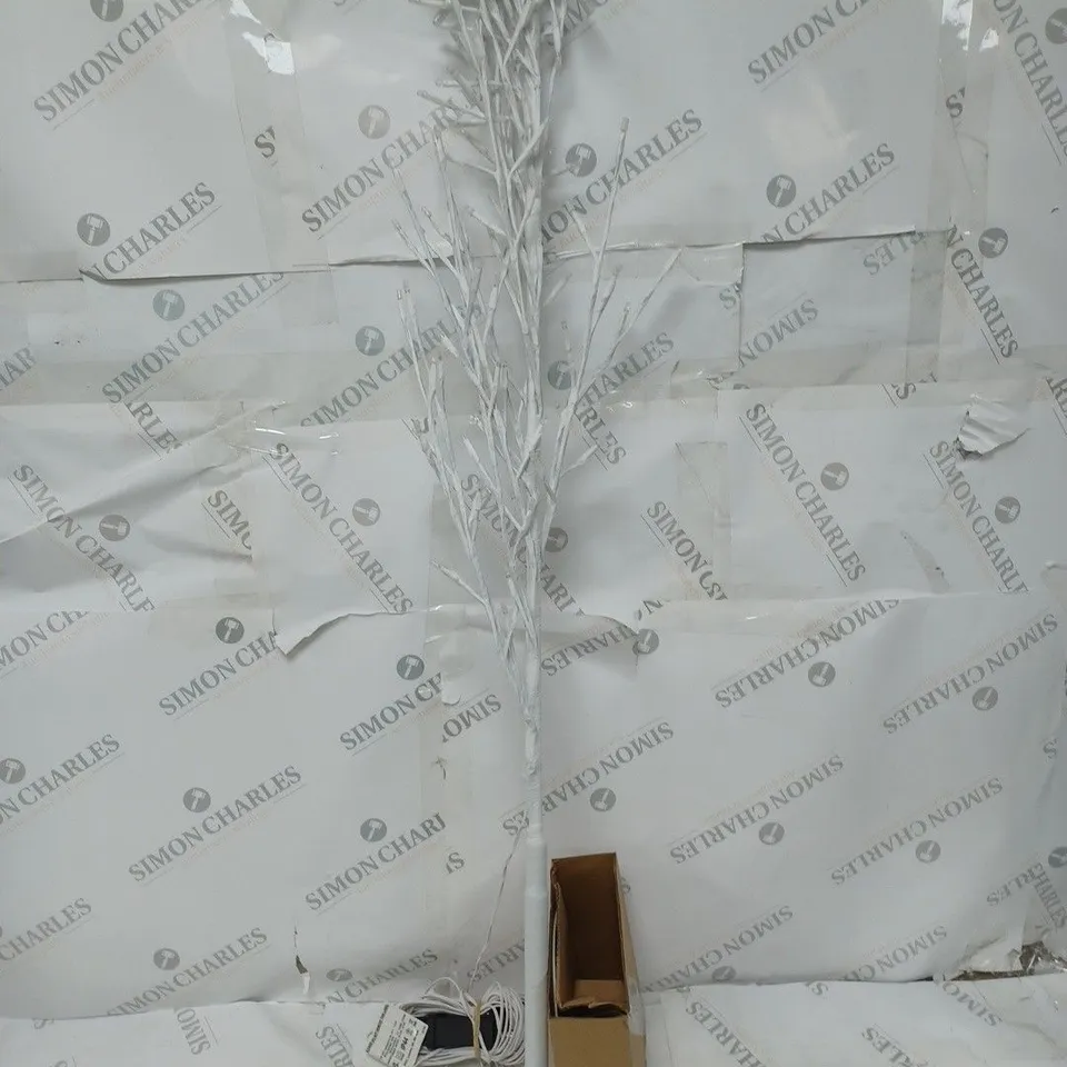 BOXED HOME REFLECTIONS PRE-LIT 4FT FLAT TREE - COLLECTION ONLY