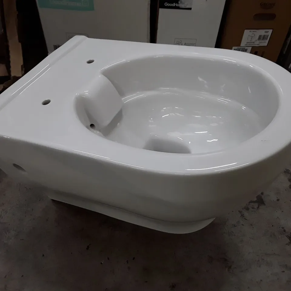 BOXED GOODHOME CAVALLY WALL-HUNG TOILET 