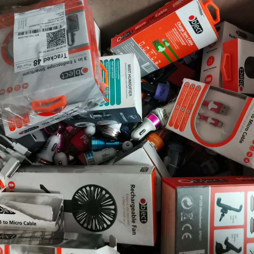 BOX OF APPROXIMATELY 50 ASSORTED HOUSEHOLD ITEMS TO INCLUDE RECHARGEABLE FAN, PORTABLE AIR COMPRESSOR, ETC