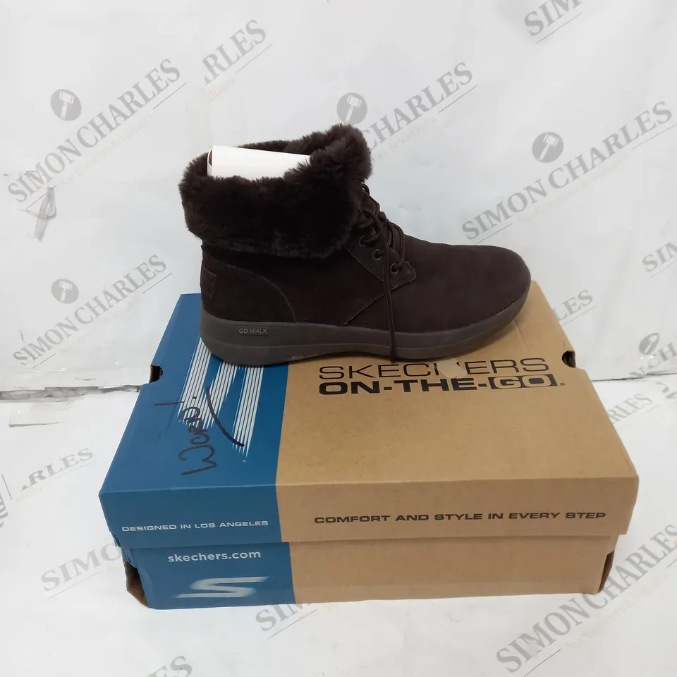 BOXED PAIR OF SKECHERS GO WALK STABILITY SUEDE BOOTS IN CHOCOLATE - UK SIZE 4.5