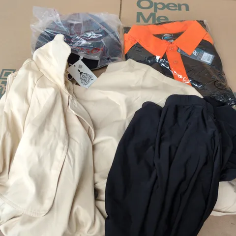 APPROXIMATELY 30 ASSORTED CLOTHING ITEMS IN VARIOUS SIZES, STYLES & COLOURS TO INCLUDE BRANDS SUCH AS FASHION, KANGOL, AUSSIE PACIFIC, ETC - COLLECTION ONLY