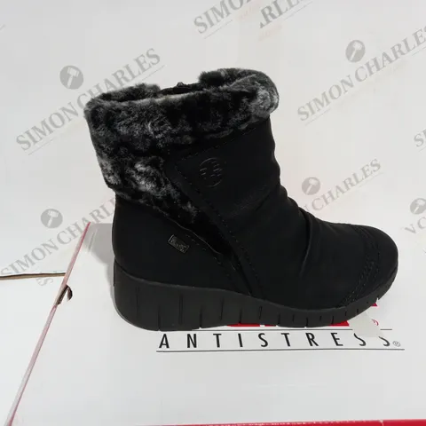 BOXED RIEKER ANTISTRESS BLACK WEDGE BOOTS - SIZE 5