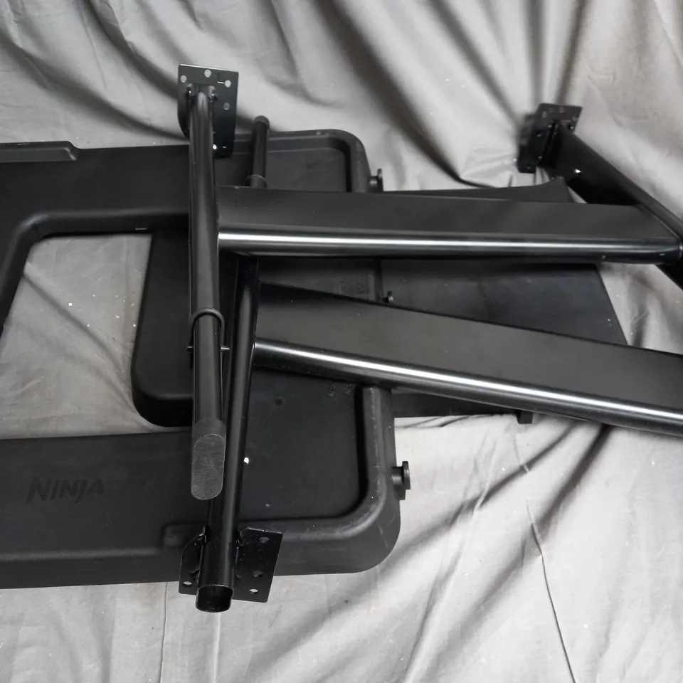 BOXED NINJA WOODFIRE ACCESORIES UNIVERSAL ADJUSTABLE STAND IN BLACK
