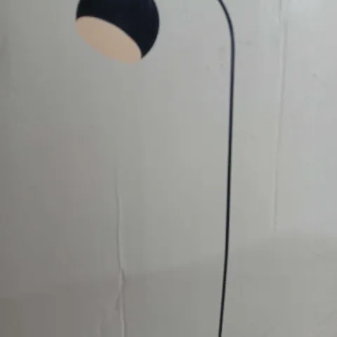 BOXED GOODHOME FLOOR LAMP IN BLACK