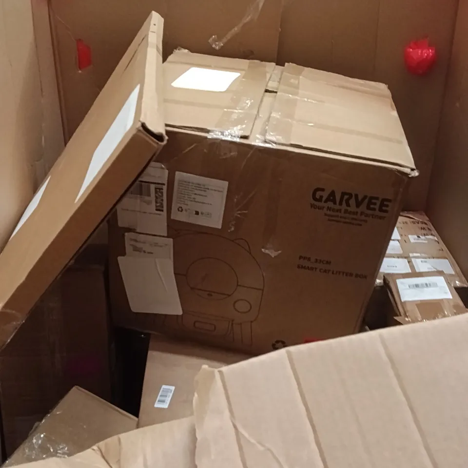 PALLET OF ASSORTED ITEMS TO INCLUDE - TVD STEAM CLEANER, 24'INCH FHD MONITOR, ELECTRIC COOKTOP