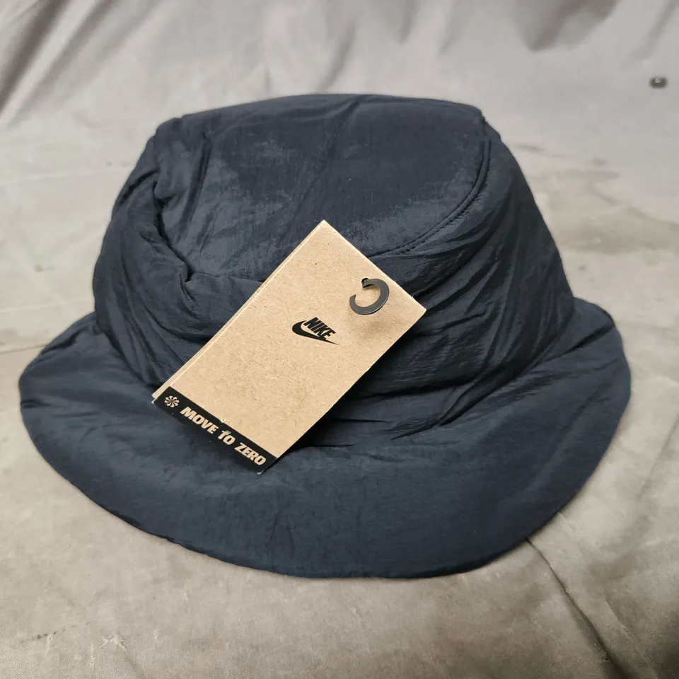 NIKE MOVE TO ZERO NAVY BUCKET HAT