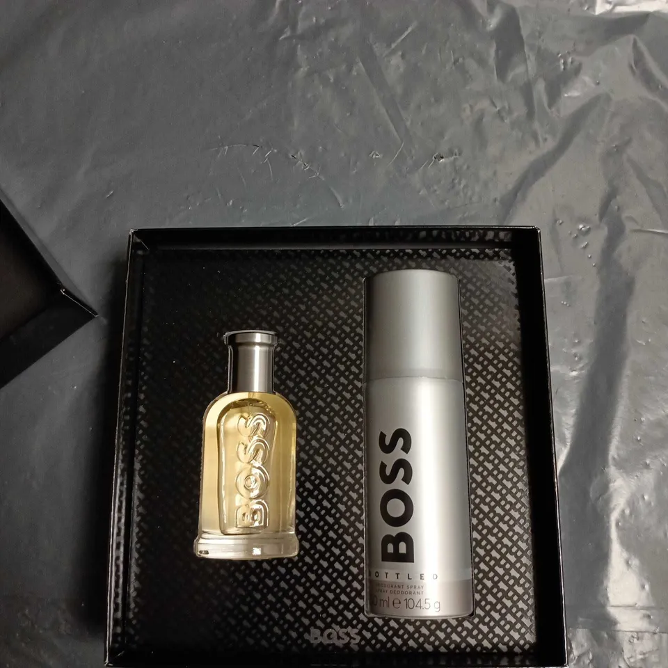 BOSS BOTTLED GIFT SET – EAU DE TOILETTE & DEODORANT SPRAY (TWO-PIECE)