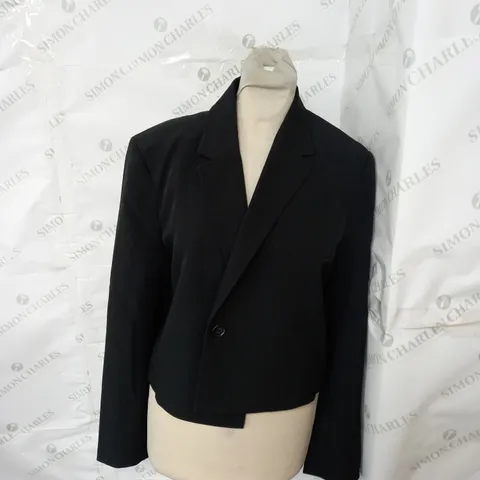 LARGE FRENCH CONNECTION ECHO CREPE BLAZER