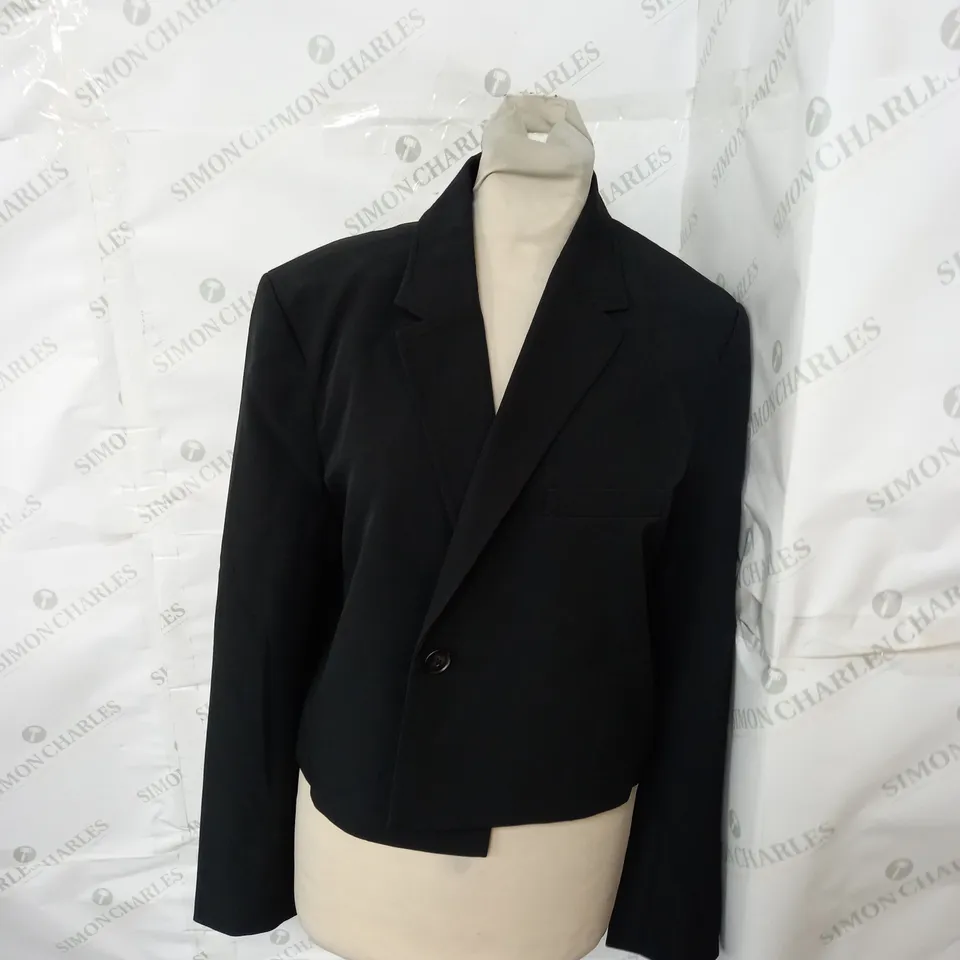 LARGE FRENCH CONNECTION ECHO CREPE BLAZER