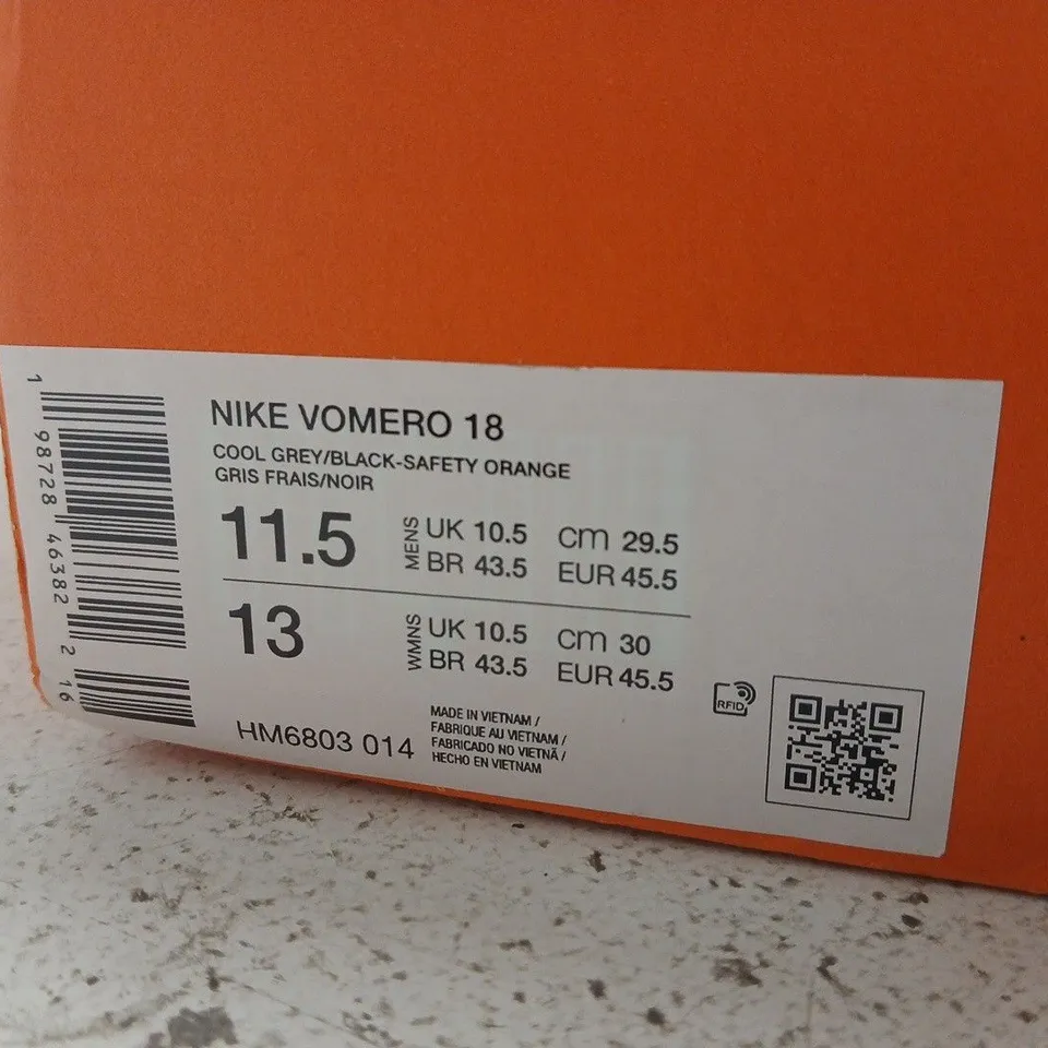 BOXED PAIR OF NIKE VOMERO 18 RUNNING SHOES - GREY/ORANGE, MEN'S UK 10.5
