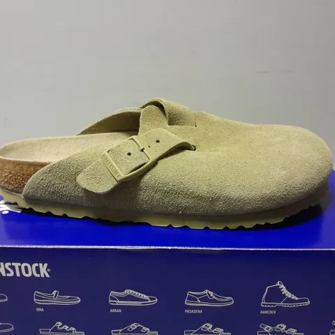 BOXED BIRKENSTOCK BOSTON BS FADED KHAKI - UK 5.5