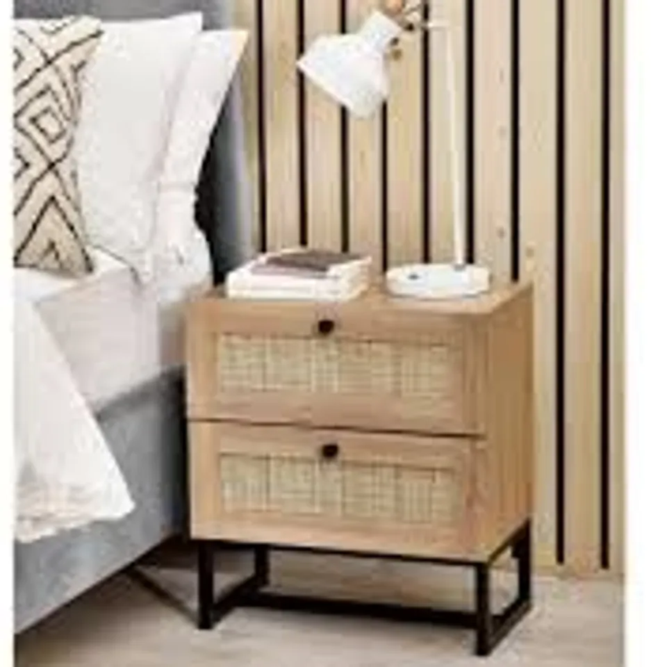 BOXED JULIAN BOWEN PADSTOW 2 DRAWER BEDSIDE - OAK (1 BOX)