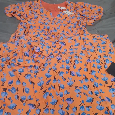 RO&ZO PETITE FLORAL PUFF SLEEVE DRESS, ORANGE/BLUE - UK SIZE 10