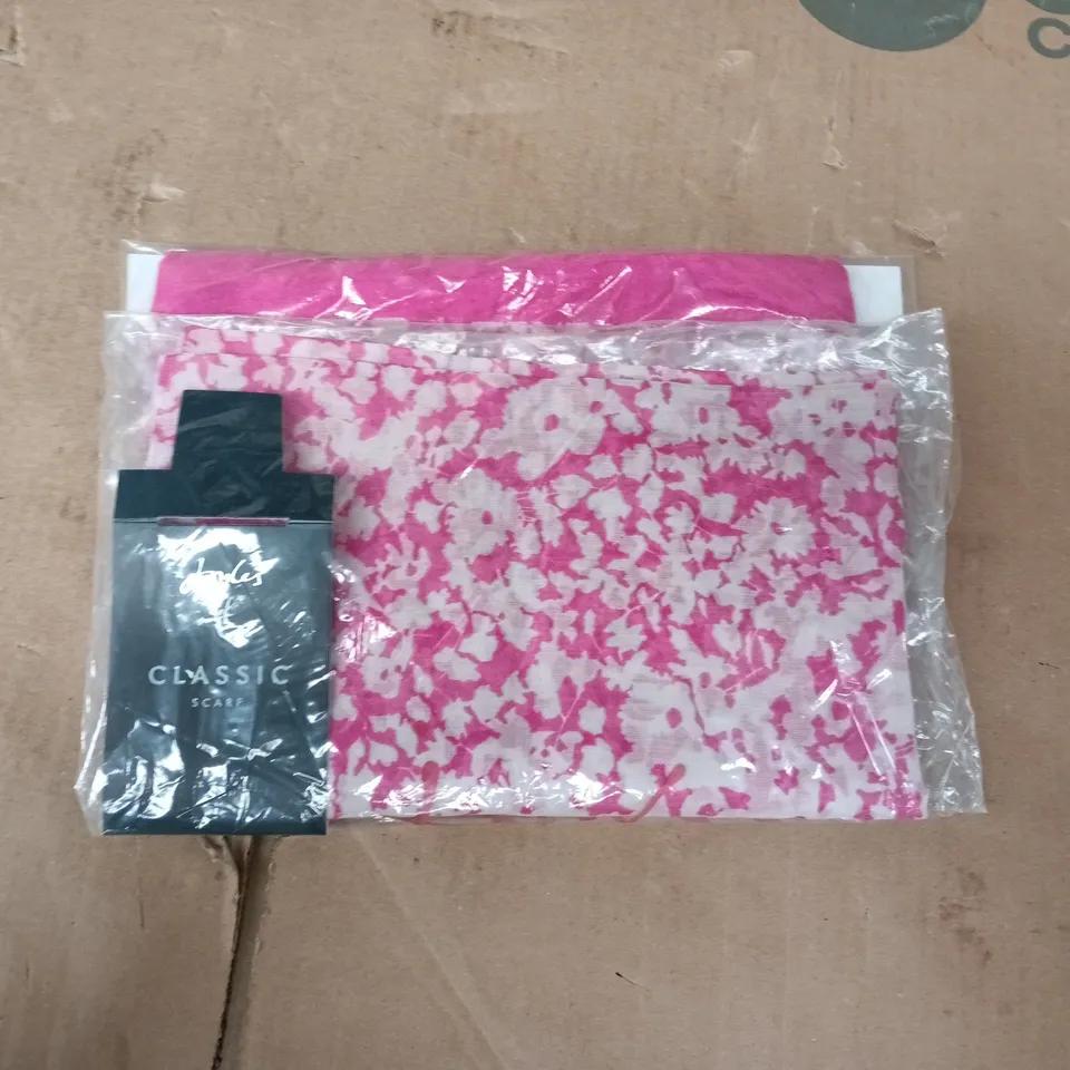 JOULES CLASSIC SCARF - PINK FLORAL PATTERN
