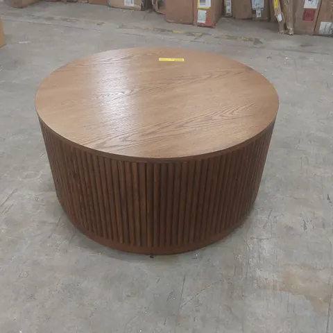 ALLEGRO WALNUT WOODEN ROUND CHAUNCE COLOUR: BROWN