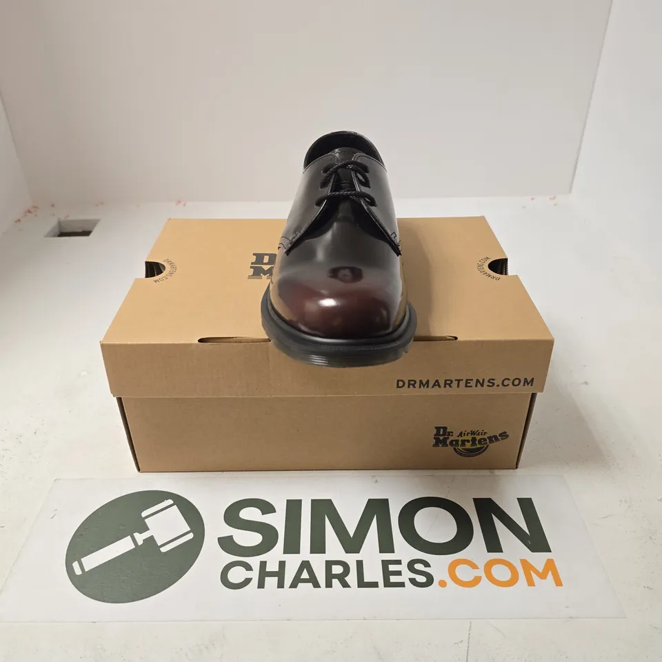 BOXED PAIR OF DR MARTENS MAYDARE 3 EYE SHOE IN CHERRY RED - UK 6.5