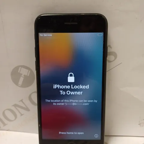 BOXED APPLE IPHONE SE IN BLACK 64GB