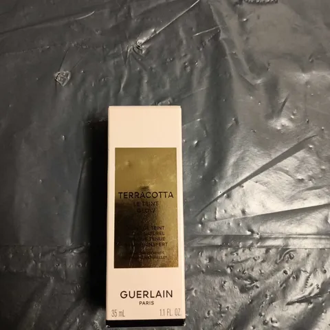 GUERLAIN TERRACOTTA LE TEINT GLOW FOUNDATION – 35 ML, BOXED