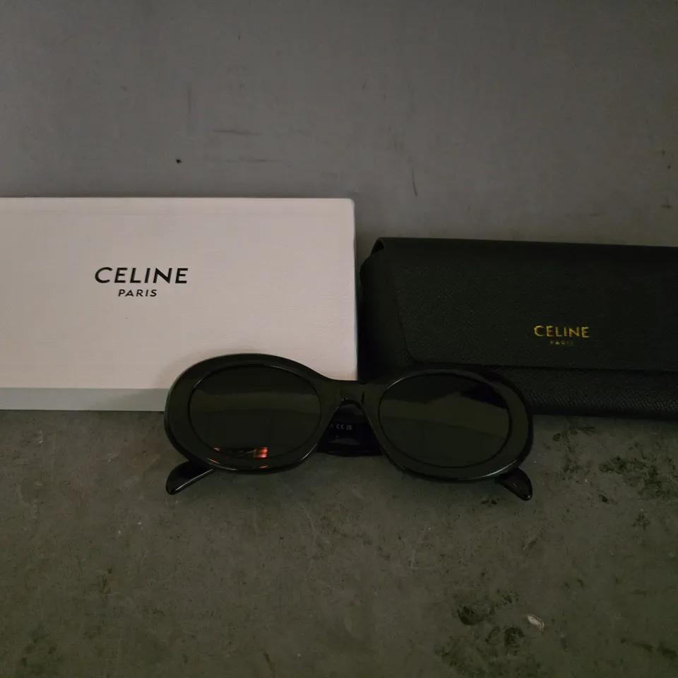 CELINE TRIOMPHE CL40194U SUNGLASSES WOMEN