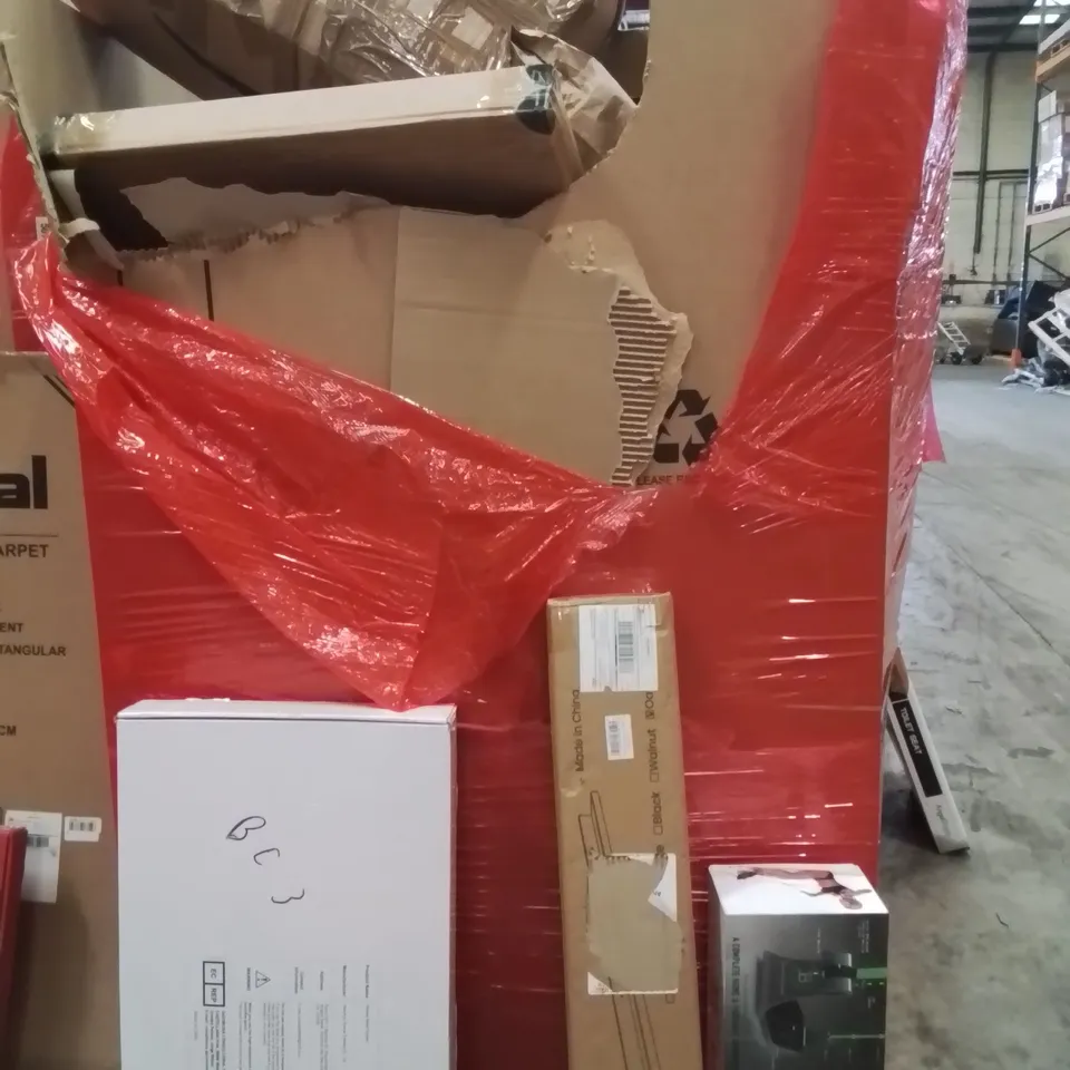 PALLET OF ASSORTED HOUSEHOLD GOODS AND PRODUCTS TO INCLUDE;FLOATING SHELVES,SHOWER MIXER SYSTEM,RESISTANCE BANDS