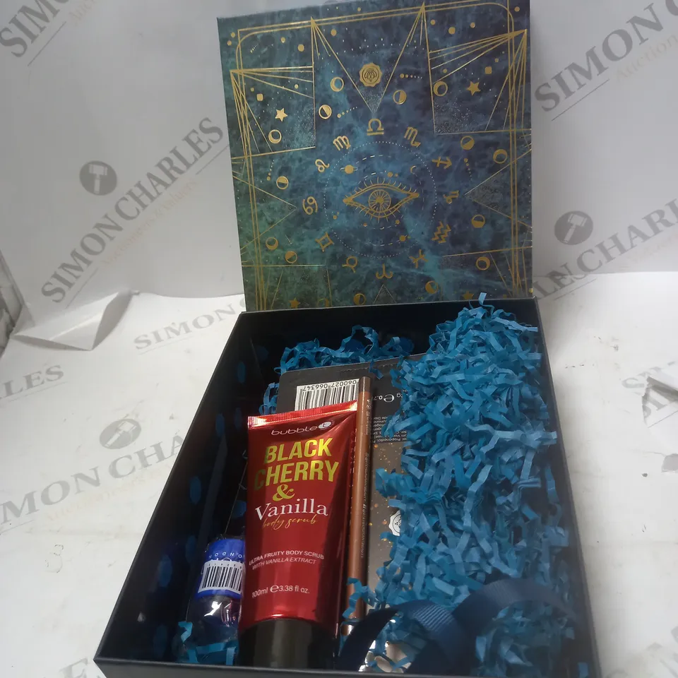 GLOSSY BOX GIFT SET 