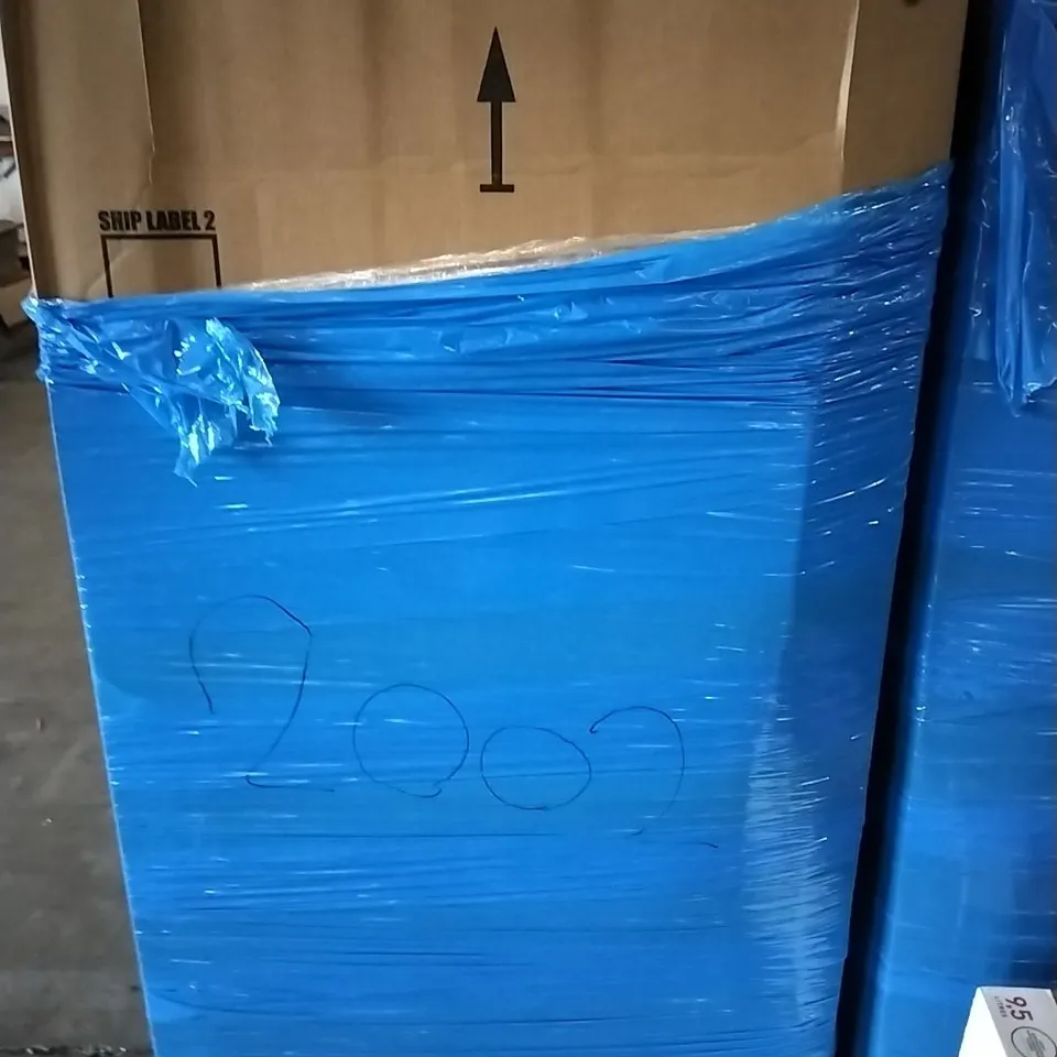 PALLET OF ASSORTED ITEMS INCLUDING TOILET SEAT, INSTANT POT MULTI-USE PRESSURE COOKER, KNITTING MACHINE, 4PK GREY SEAT CUSHIONS, OFFICE CHAIR, AUTUMNAL WREATH 