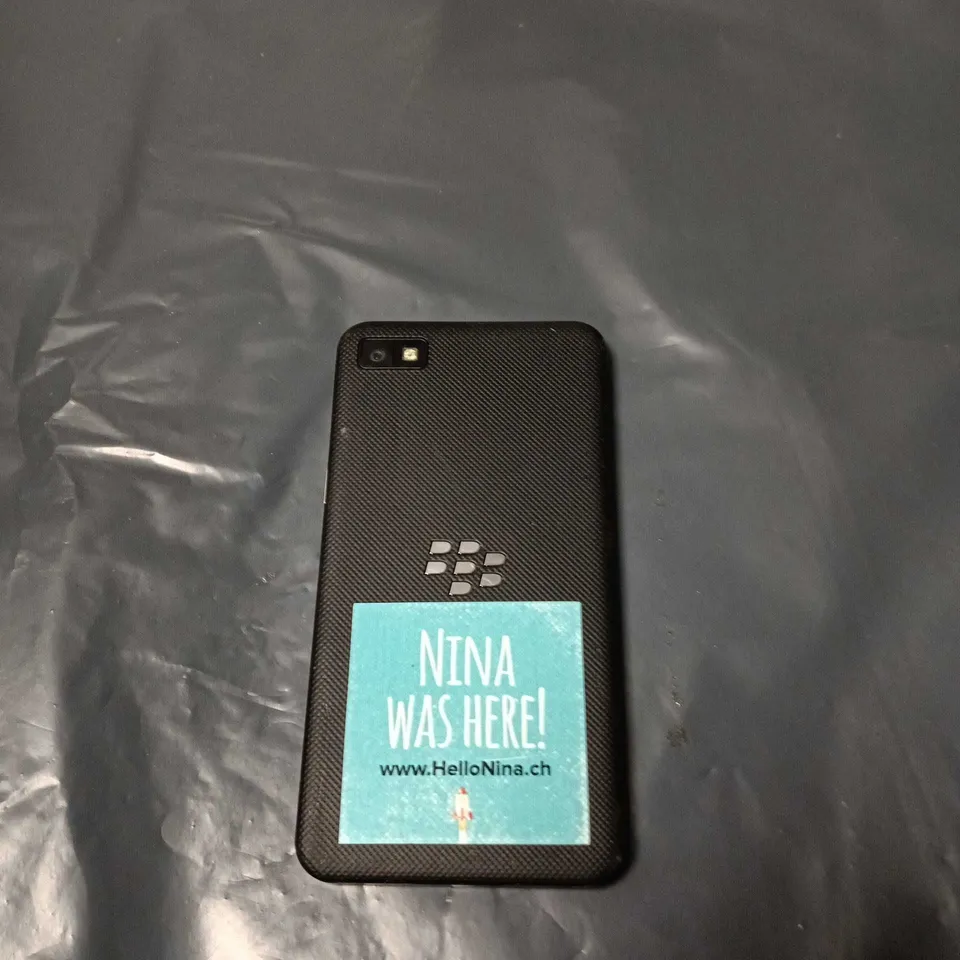 BLACKBERRY SMARTPHONE – BLACK