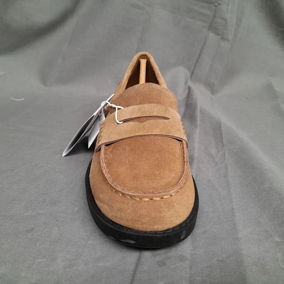 STRADIVARIUS SLIP ON TRAINERS IN BROWN - UK 2 